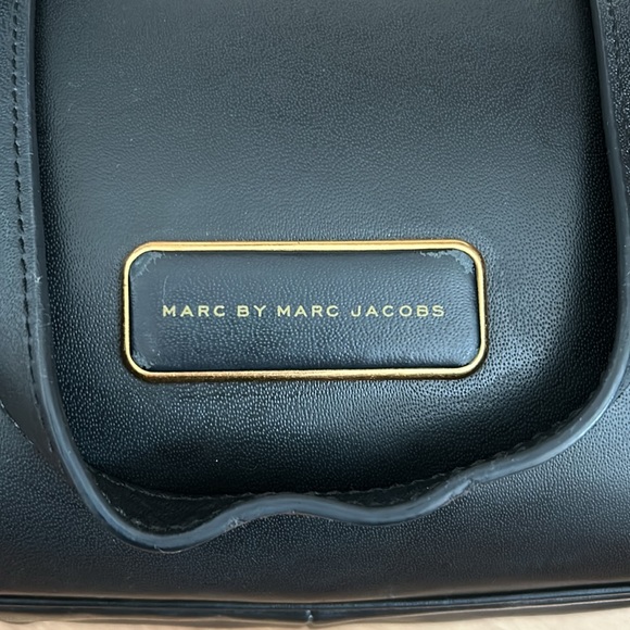 Marc by Marc Jacob’s crossbody bag - Picture 2 of 7